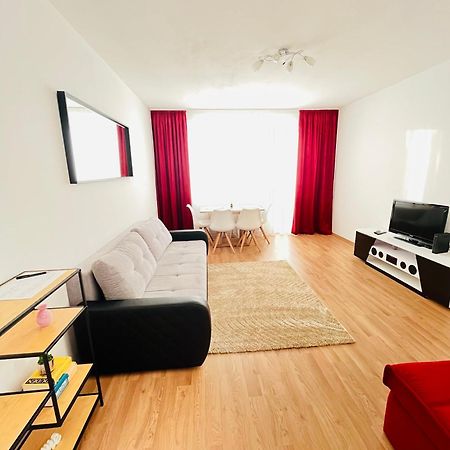 Magnifique Appartment Linz Exterior foto