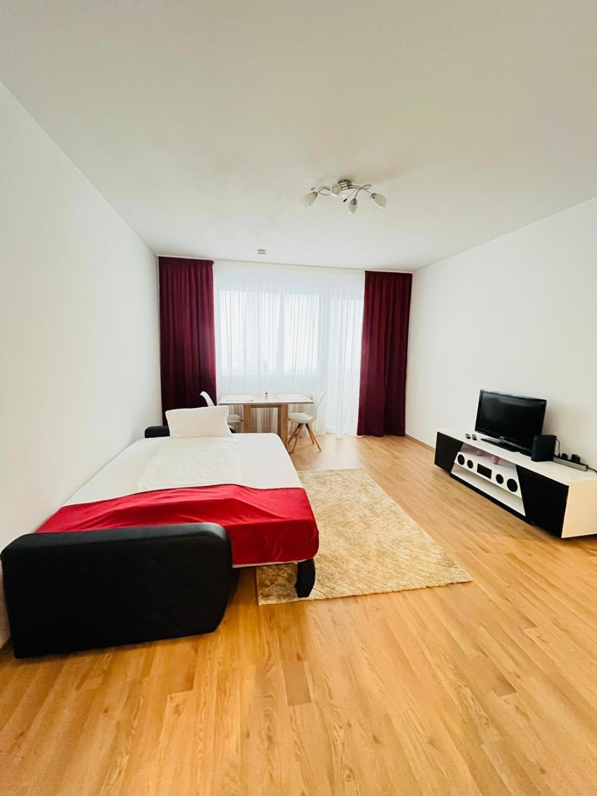 Magnifique Appartment Linz Exterior foto