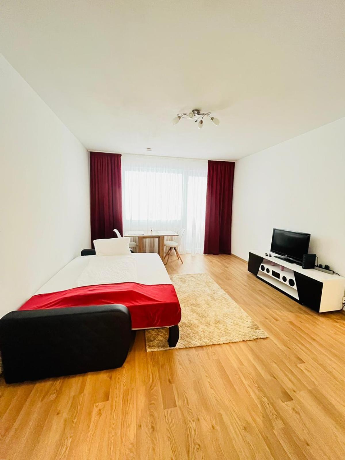 Magnifique Appartment Linz Exterior foto